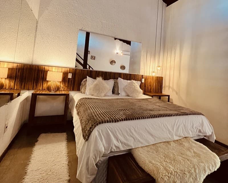 Suíte Duplex - Pousada Jardim das Montanhas