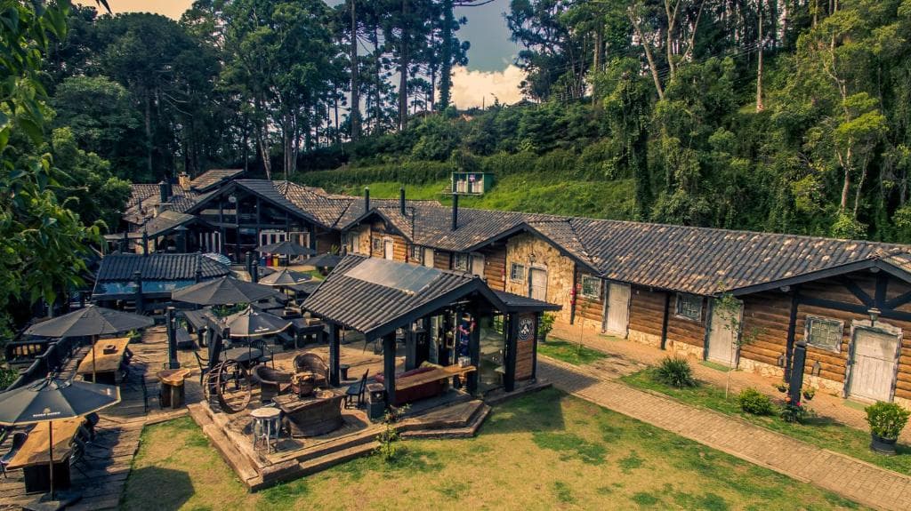 Art BBQ Lodge by Concavus