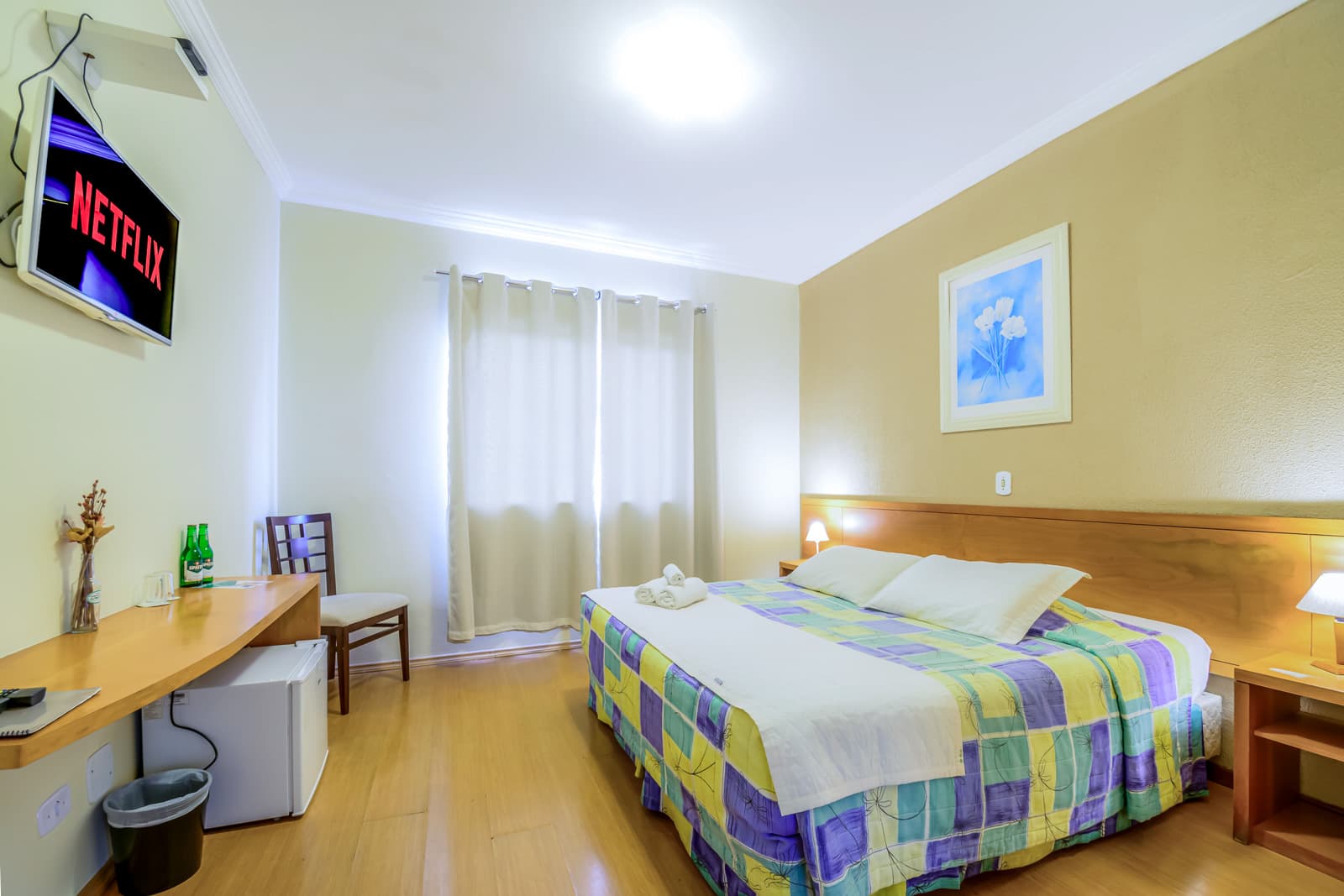 Quarto Master PCD - Velinn Pousada Parque das Flores