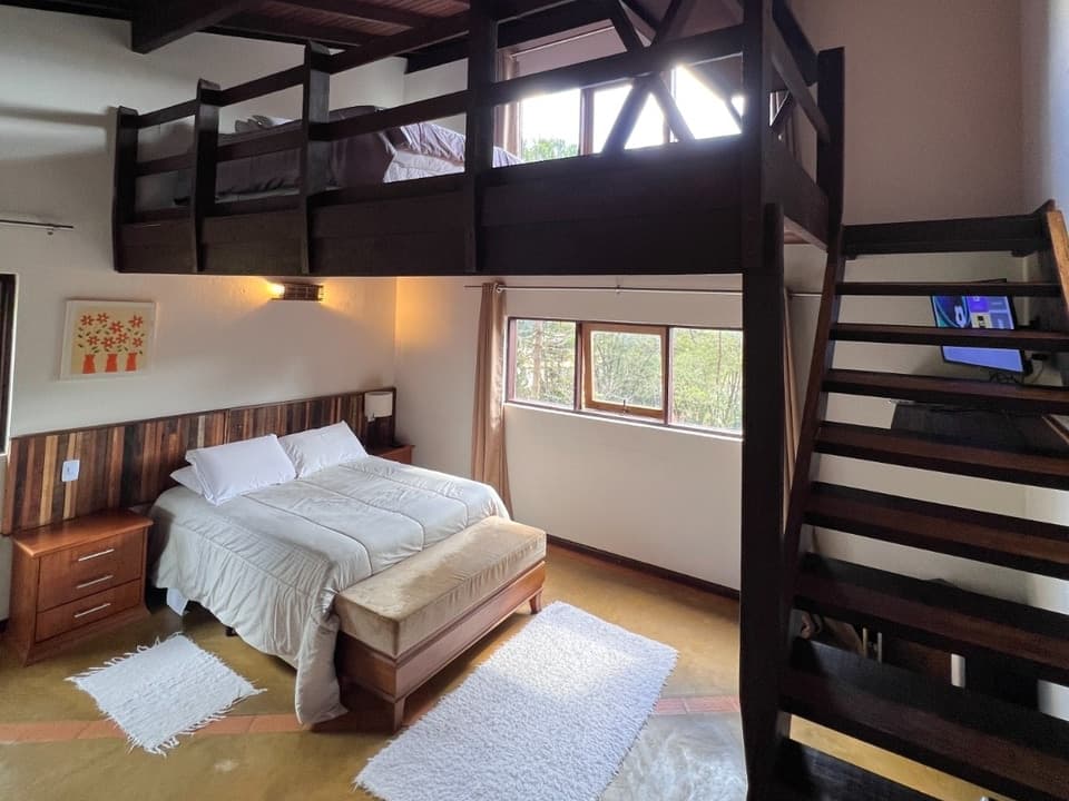 Apartamento com Mezanino - Pousada Jardim das Montanhas