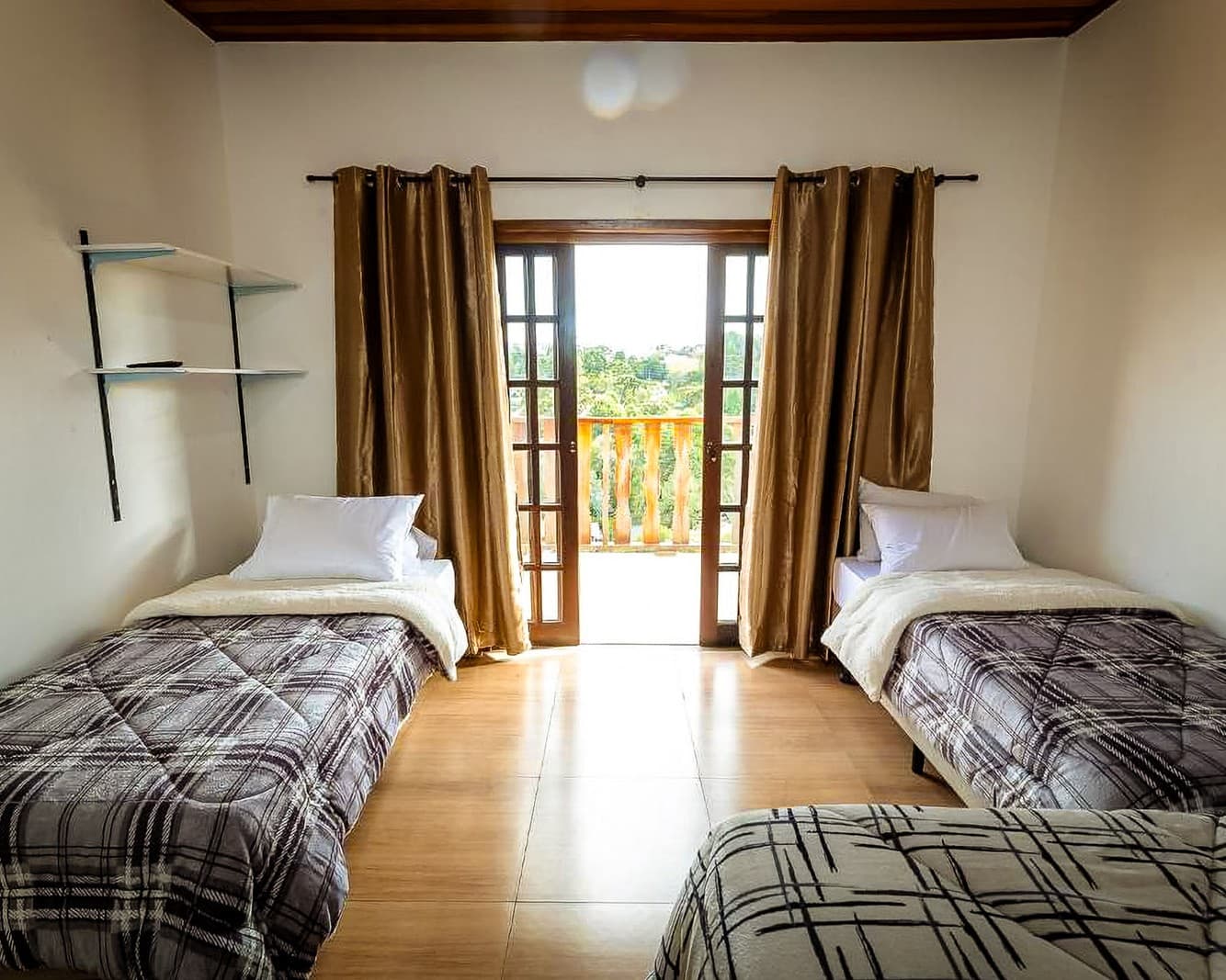 Quarto Master - VELINN Pousada Villa Paty II