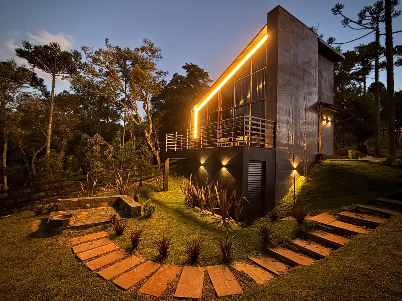 POUSADA BLACK DIAMOND URUBICI